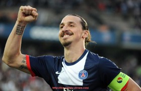 玩球直播-法甲年度十大高光时刻合集:球场奇迹再现